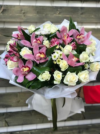 Букет цветов из: Розы и Хризантемы в Петино