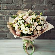 Букет цветов из:  Альстромерии, Розы и Хризантемы в Петино