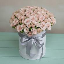 Цветочная композиция из Розы в шляпной коробке в Петино