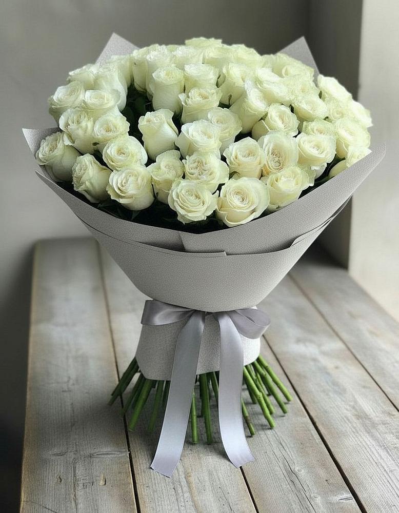 Букет 35 Белых роз в Петино
