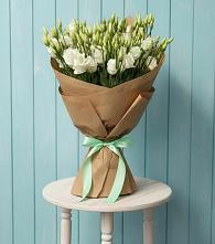 Букет цветов из:  Лизиантусы в Петино