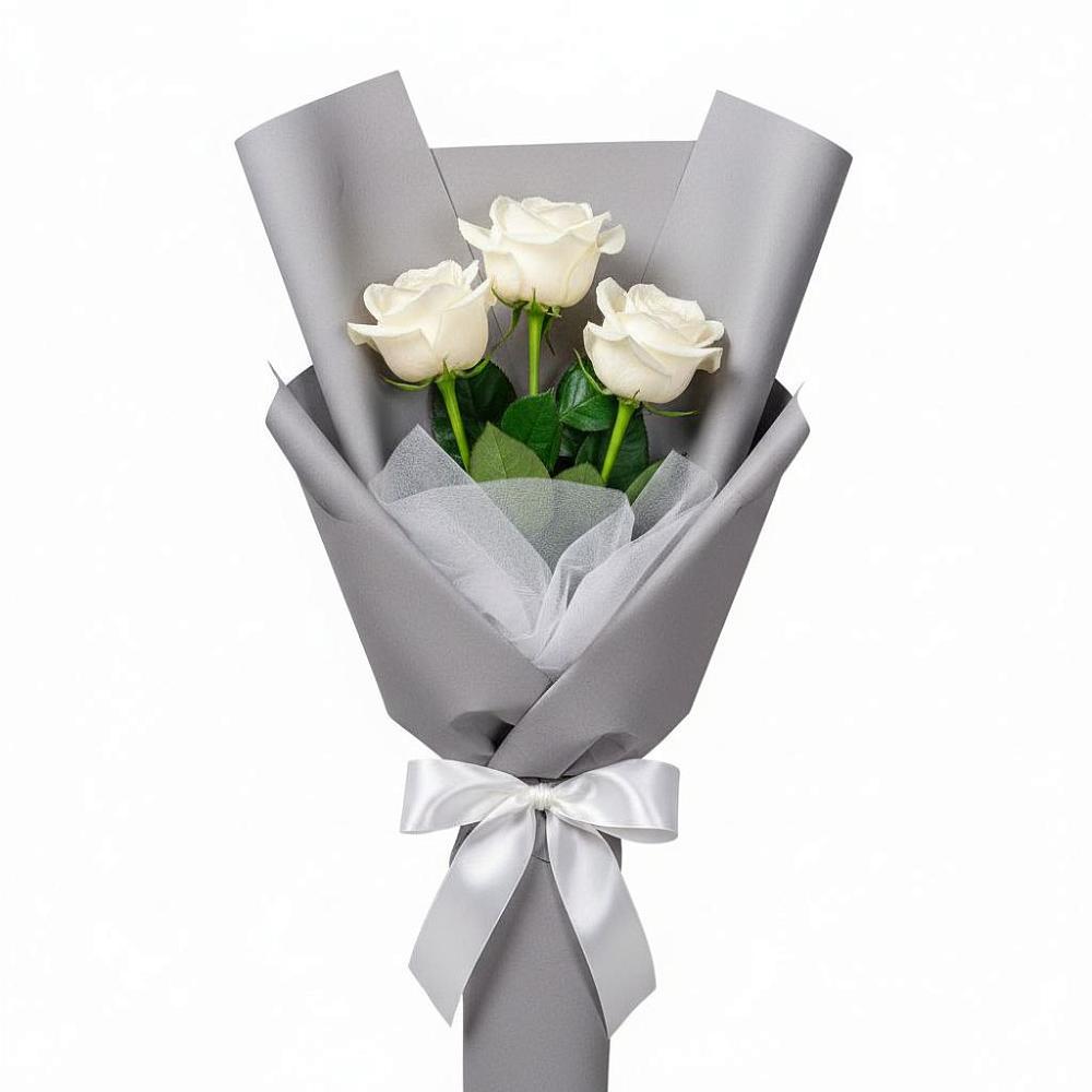 Букет 3 белые розы в Петино