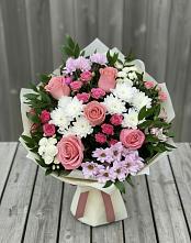 Букет цветов из:  Альстромерии, Гвоздики, Розы и Хризантемы в Петино