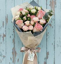 Букет цветов из:  Розы #REPLACE_PRED# Петино