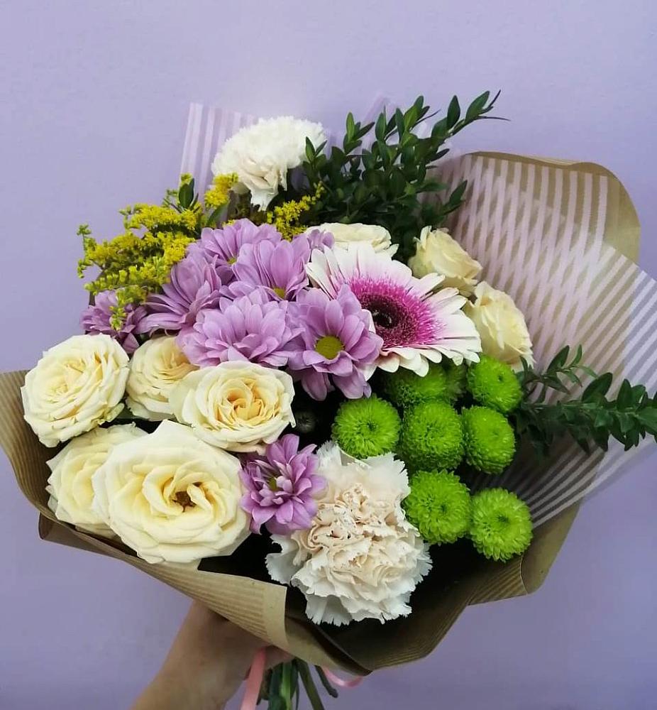 Букет цветов из: Хризантемы, Розы, Гвоздики и Герберы в Петино