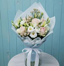Букет цветов из:  Розы и Лизиантусы #REPLACE_PRED# Петино