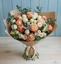 Букет цветов из:  Альстромерии и Розы в Петино