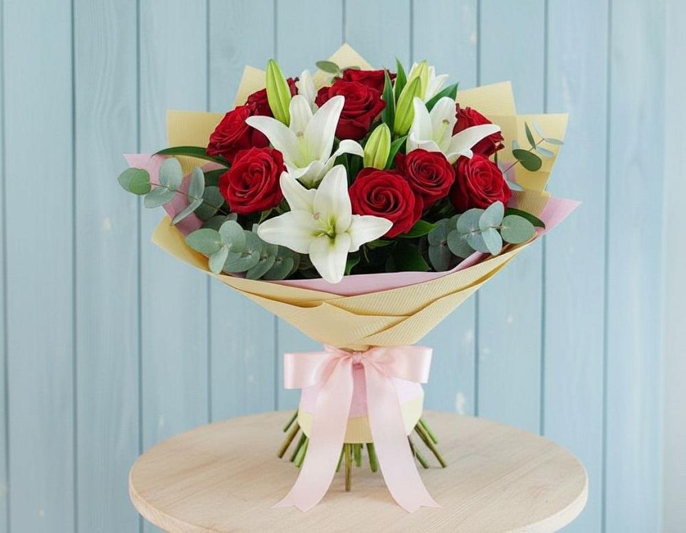 Букет цветов из: Лилии и Розы в Петино